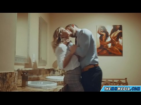 ❤️ Thaum ib tug busty blonde ntxias koj nyob rau hauv ib tug pej xeem chav dej ☑ Porno vk ntawm porn hmn.xxxpornimages.ru ❤